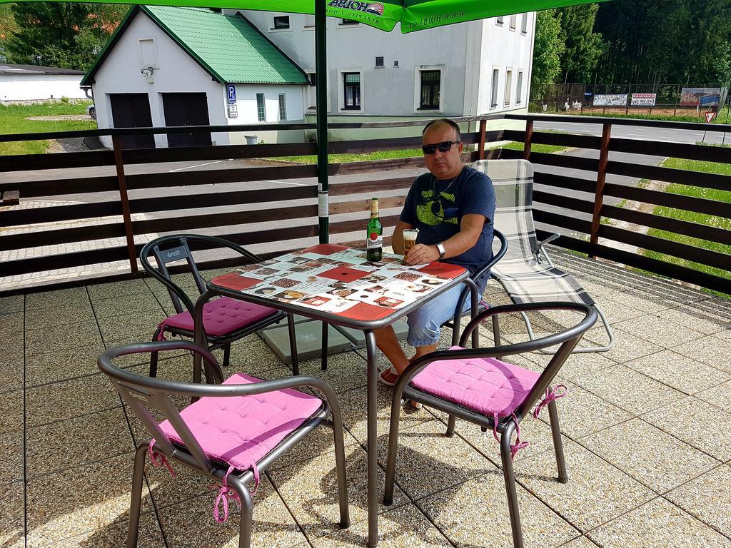 Apartman Karolina Гаррахов Екстер'єр фото